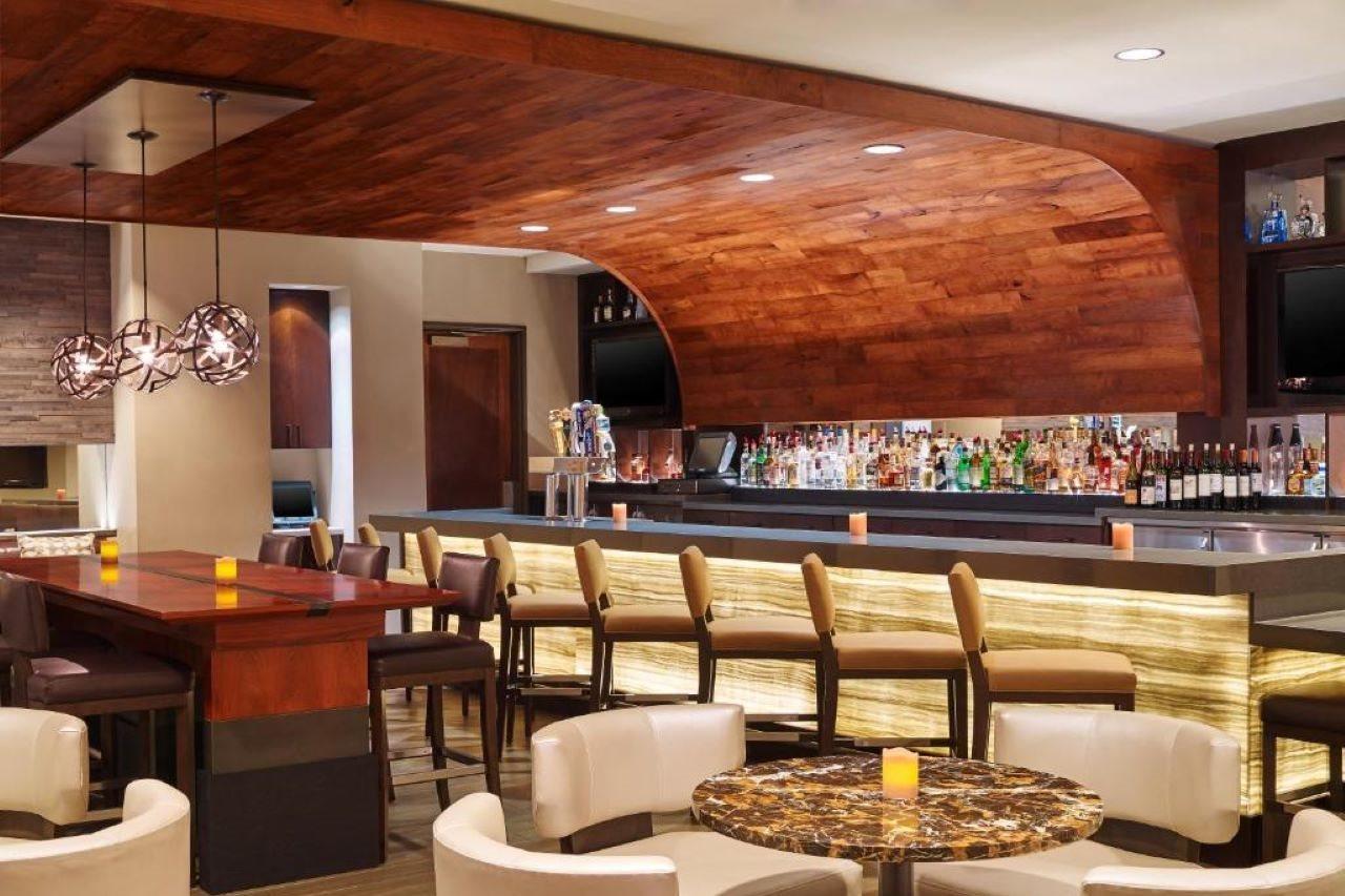 Doubletree By Hilton San Antonio Airport Exterior foto