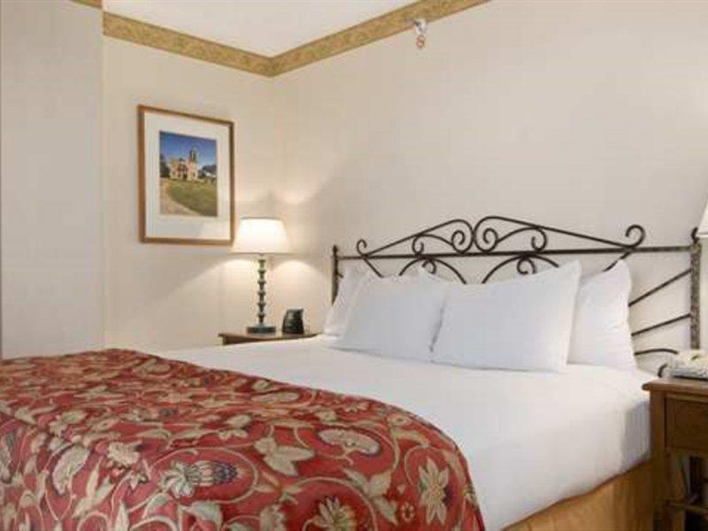 Doubletree By Hilton San Antonio Airport Exterior foto